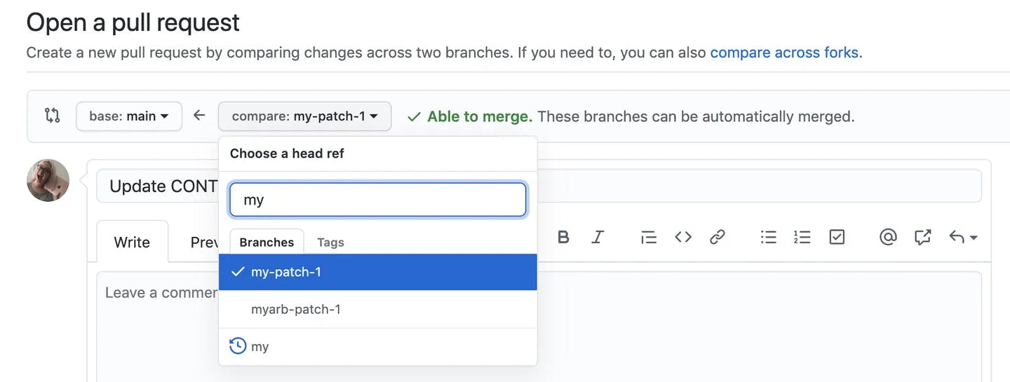 Przykład Pull Request w interfejsie GitHub